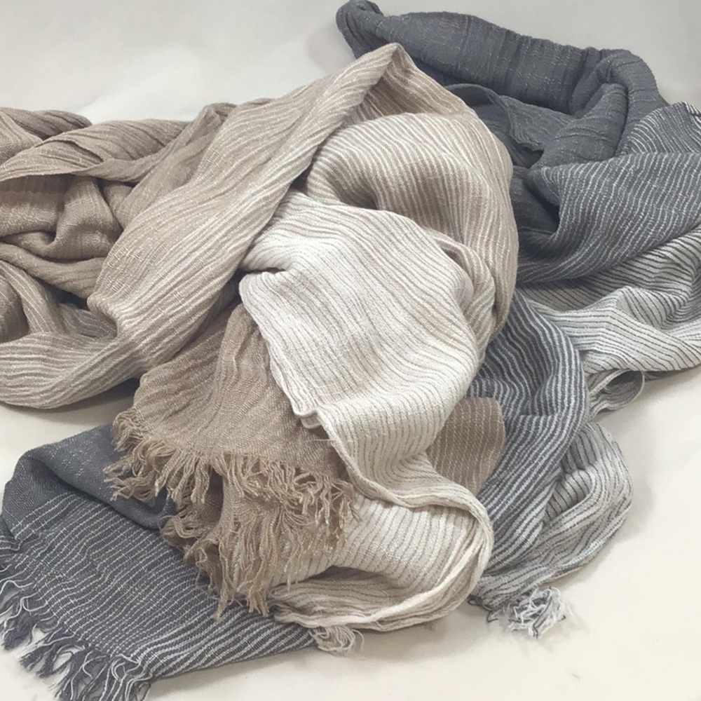 Set of two scarves